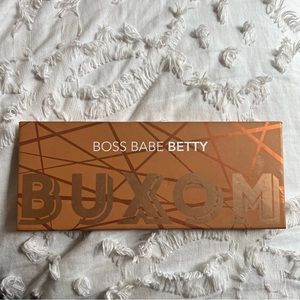 Buxom “Boss Babe Betty” Eyeshadow Palette - New